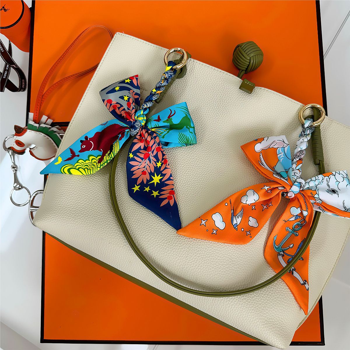 Women'S Ysl Fashion - Elegante Ciondolo per Borsa a Fiocco