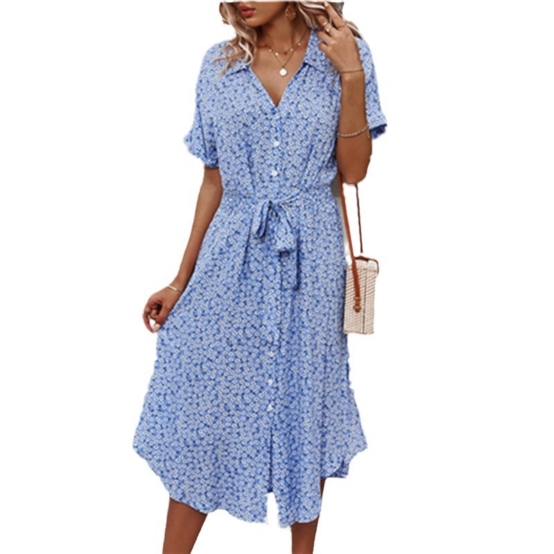 Women Fashion Pose - Abito di media lunghezza con scollo