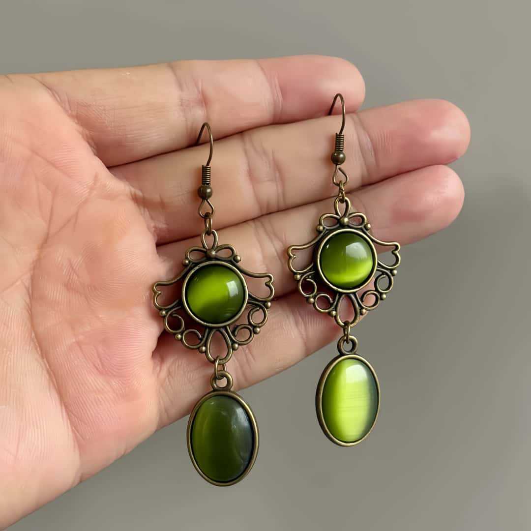 Women'S Fashion Victorian Era - Orecchini Pendenti in Opale Verde con