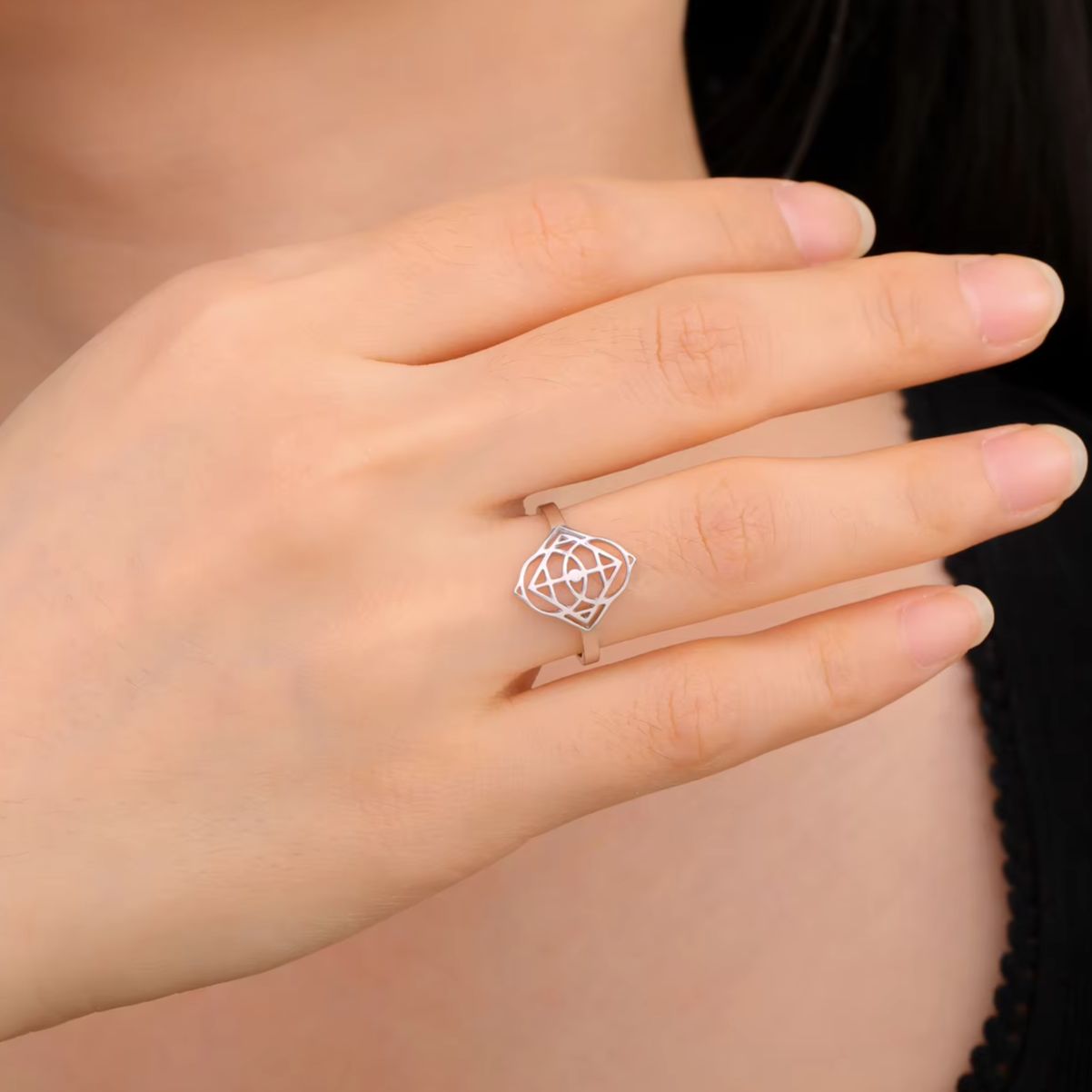 LIKGREAT Anello vettoriale geo - Women Fashion Vector recensione e prezzo