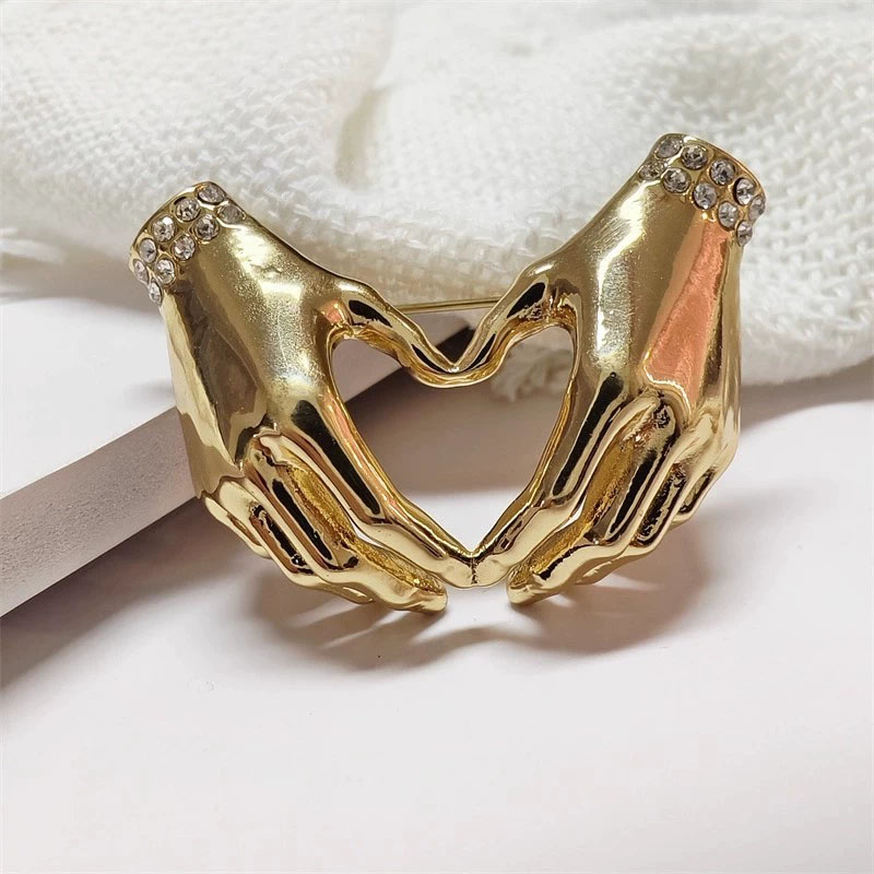 Eleganti Spille a Forma di Cuo - Women Fashion Pose recensione e prezzo